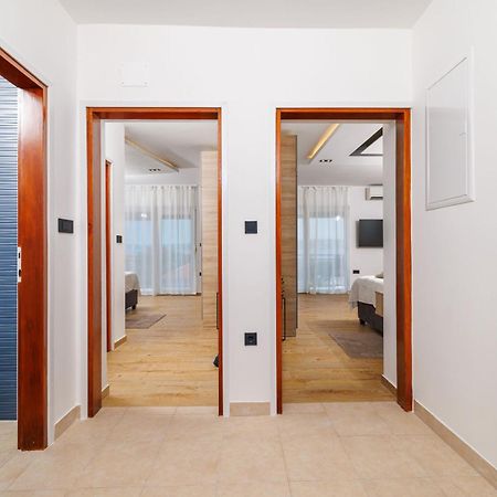 Apartment Mladen Crikvenica Exterior foto